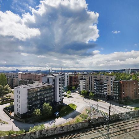 "Kanava" - New 1Br Apartment With Sauna, Balcony & Views, Hosted By 2Ndhomes 坦佩雷 外观 照片