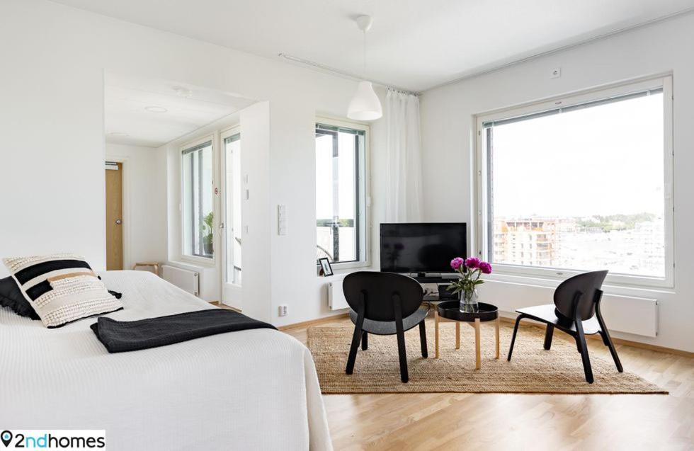 "Kanava" - New 1Br Apartment With Sauna, Balcony & Views, Hosted By 2Ndhomes 坦佩雷 外观 照片